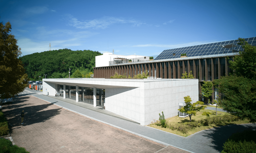 Hanwha Advanced Materials manufacturing facility