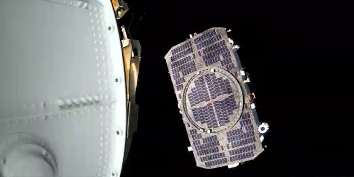 Hanwha Systems' small SAR satellite arrives in space to conduct monitoring and imaging.