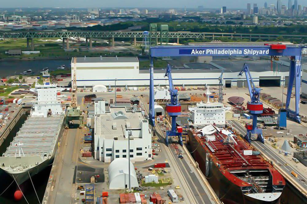 Aerial-view-of-ships-in-philly-shipyard