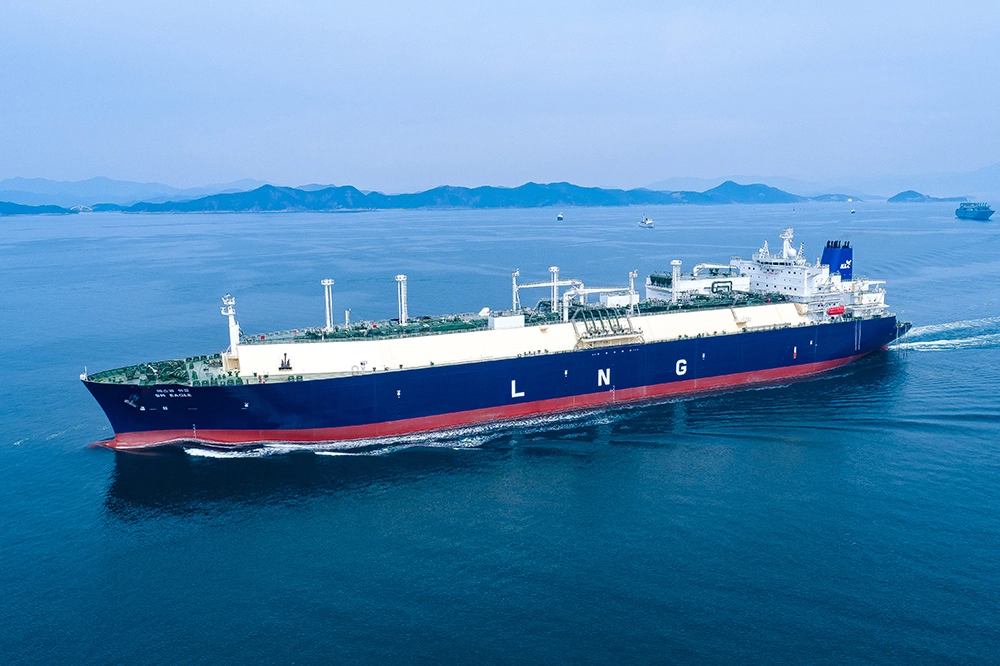 Hanwha’s LNG carrier at sea